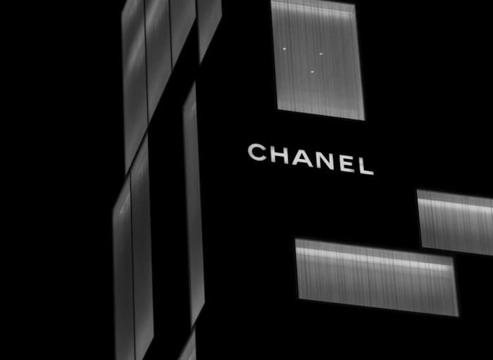 샤넬(Chanel)-Fashion Advisor Assistant