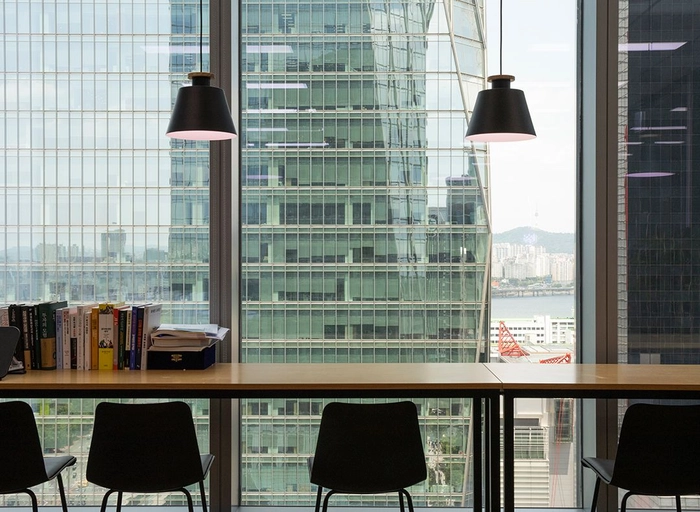 딥서치-AI 금융 애널리스트