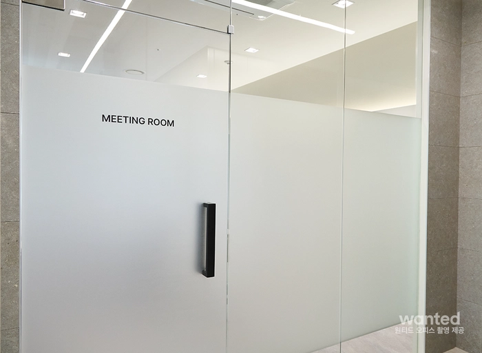 트리플콤마(골드스푼)-Product Designer (Senior)