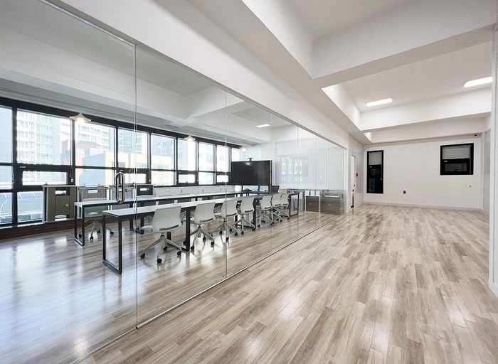 데코큐비클-공간 및 제품 렌더링, 시공사례 사진 보정 및 관리